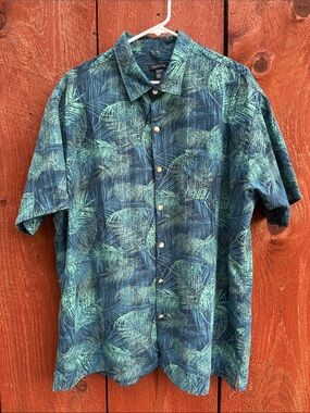 Van Heusen Teal and Navy Palm-Print Short-Sleeve Button-Down